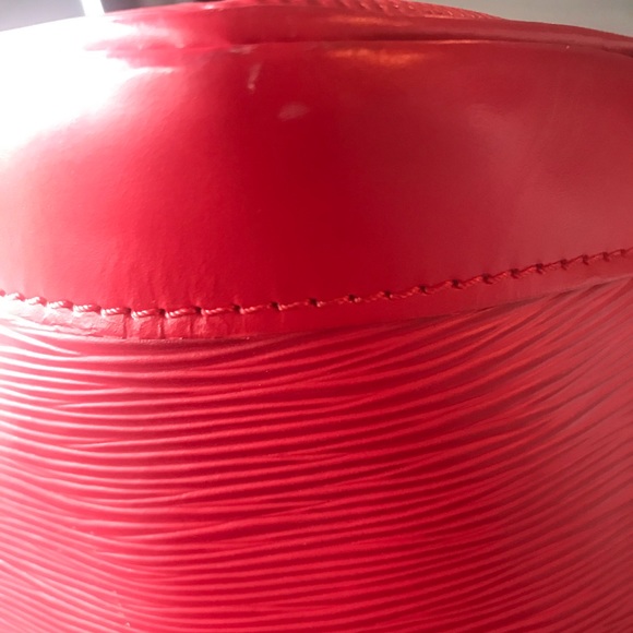 Red Louis Vuitton Alma Bag PM - Picture 14 of 14